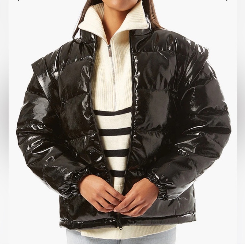 NWOT WeWoreWhat Faux Leather Convertible Puffer Snap Off Sleeves Vest Wet Look M